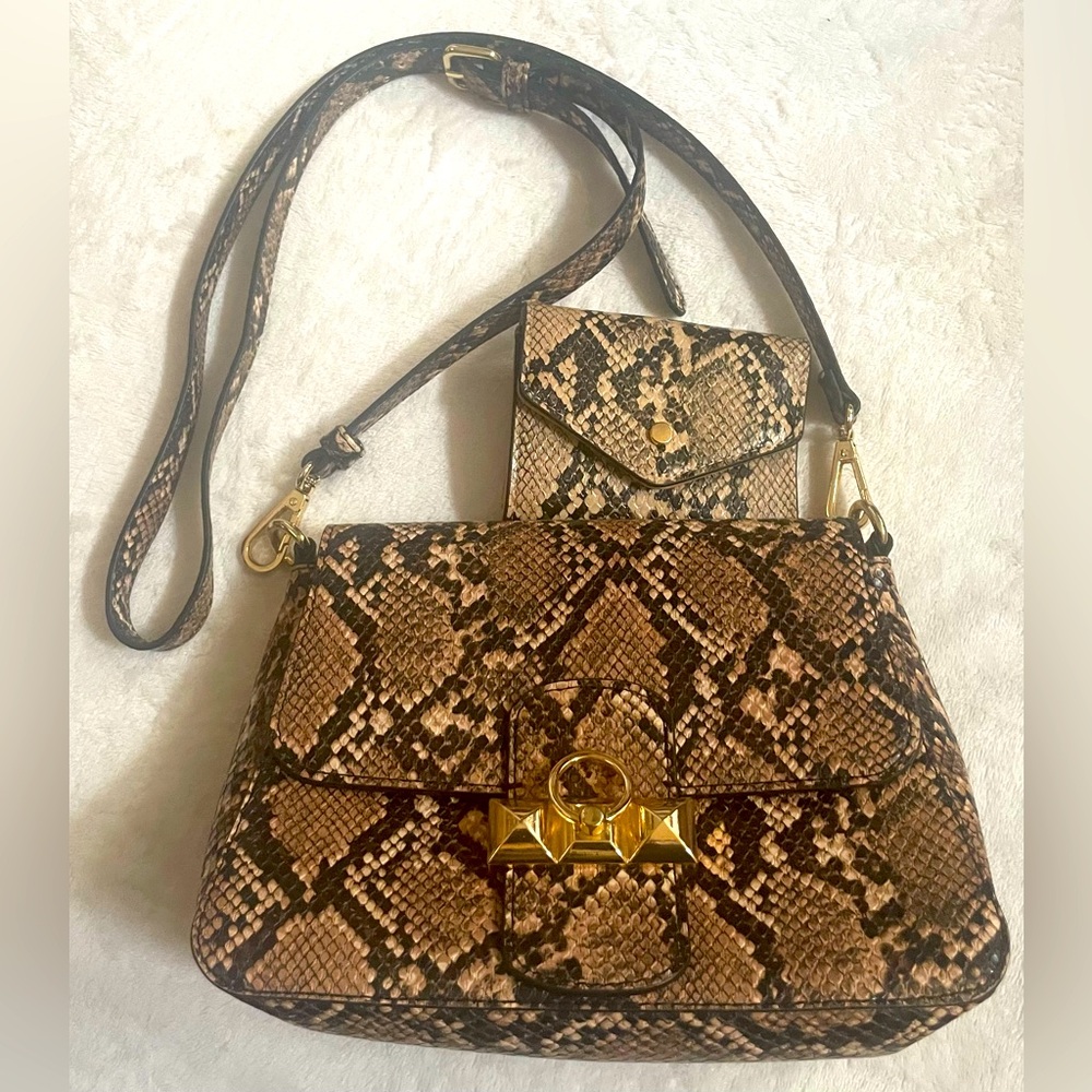 Forever 21 TanBlack Snakeskin Crossbody Shoulder Bag